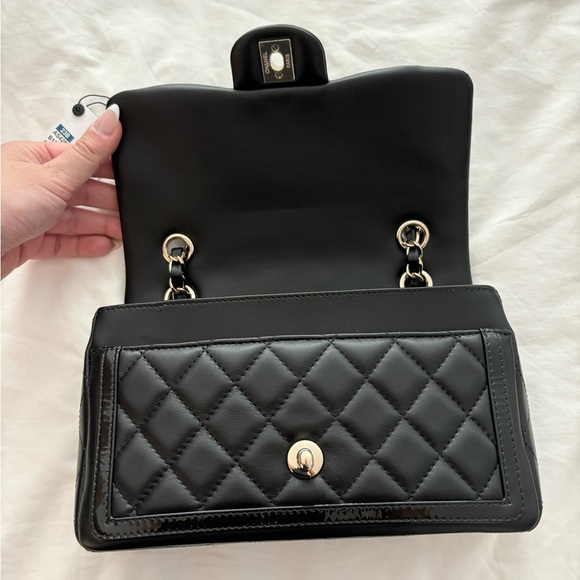 CHANEL 🖤 23B Black Lambskin & Patent Leather Small Flap Bag Light Gold Hardware - Picture 8 of 15